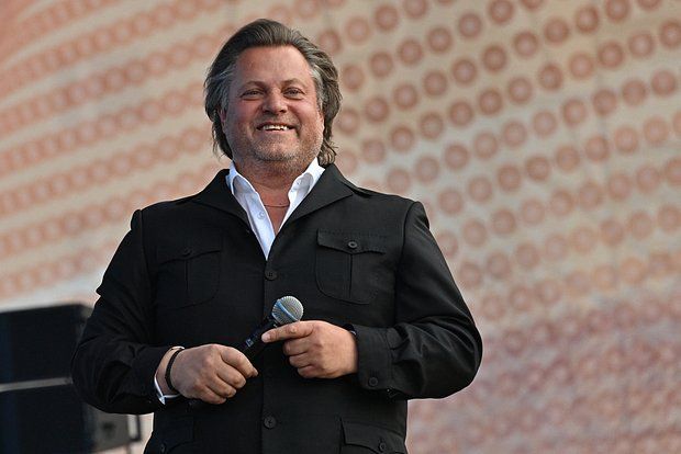 �� ������� ����������� �������� ����� �������� � �������� � �����