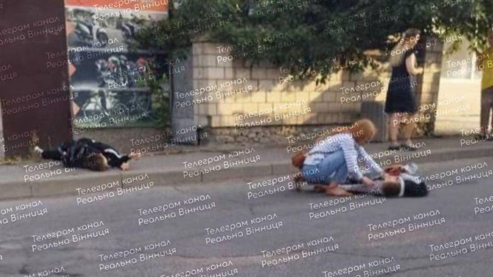 На Украине бывший физрук подкараулил и зарезал двух школьников
