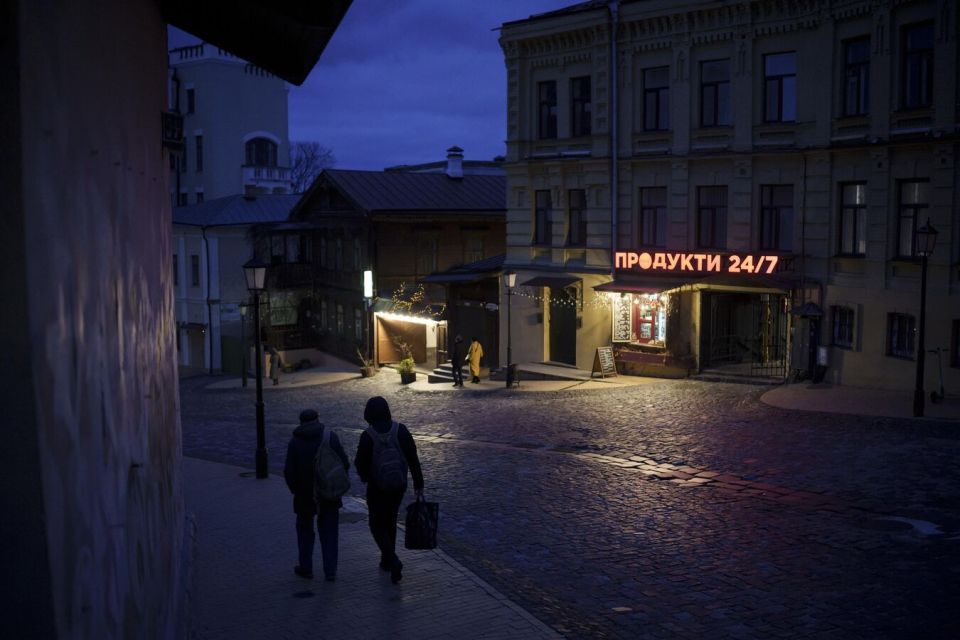 В Киеве и ряде областей Украины объявили воздушную тревогу