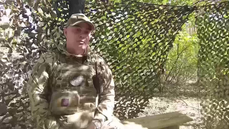  :     