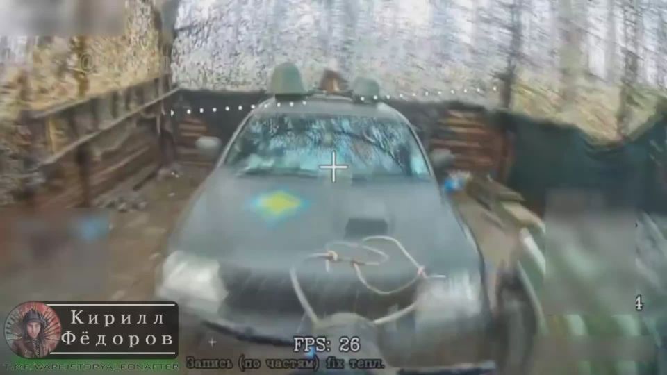 ,    Ѩ   !