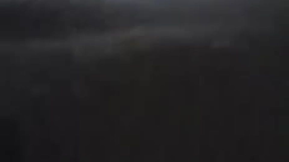 В украинских соцсетях вирусится видео о скотских условиях, в которых содержат украинских мужчин, «могилизированных» ТЦК. Один из таких центров в Винницкой области напрямую сравнивают с тюрьмой