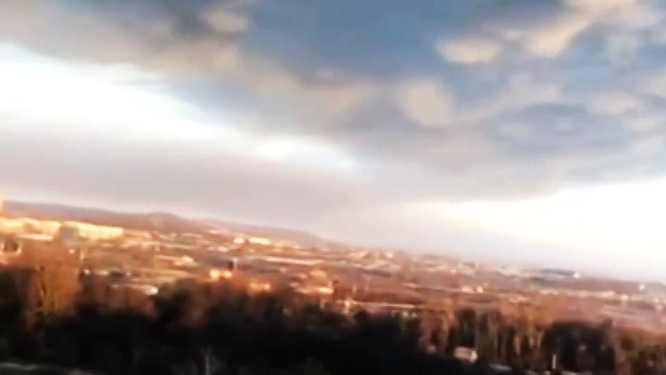 Во время сегодняшней массированной ракетно-дроновой атаки по энергетике западной Украины не спали также в поляки, литовцы и немцы, в польский воздух стянули целый флот: НАТОвский Е-3А AWACS из Германии, ДРЛОиУ SAAB340AEW...