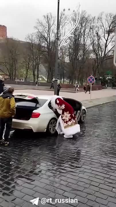 ��� �����, ������������� �� ������ ��������, �������� �������� �� ��� ������