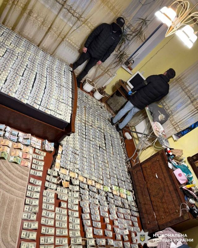 На Украине задержали семью врачей, которая оформляла людям фиктивную инвалидность