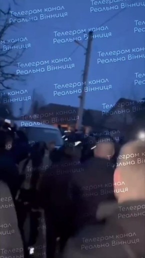 ������ ��������: � ��������� ������� �� ���� ����� ������ ������� �� ��� �������� (���) � ������� "������!" (�����)